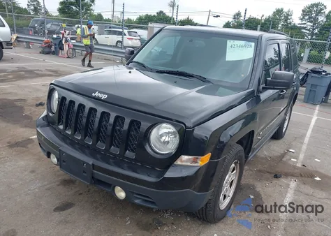 2017 Jeep Patriot Sport Fwd z USA, uszkodzony, nr VIN 1C4NJPBA3HD102608